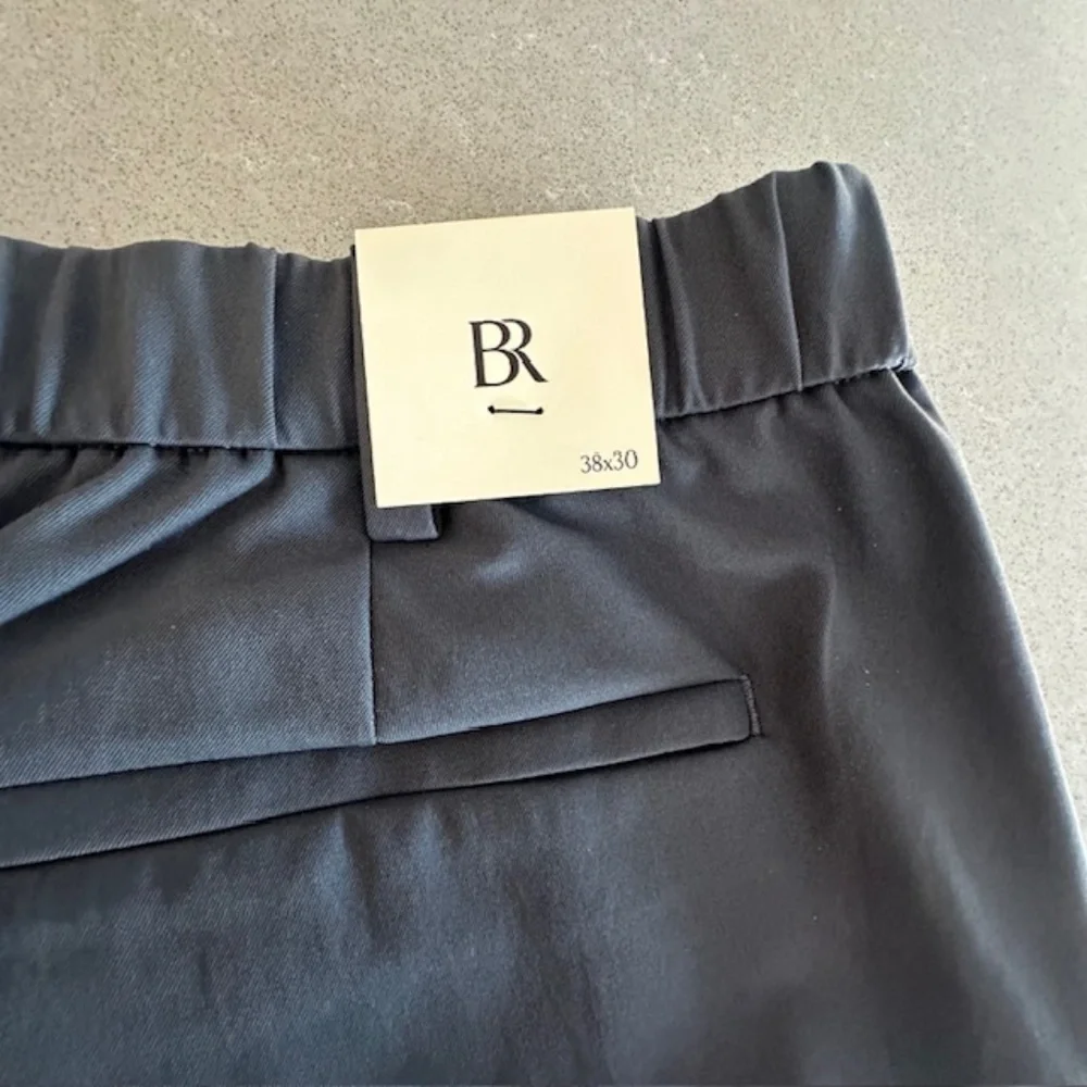 NWT-Men's Navy BR Athletic Slim 38x30 Performance Pants Chino